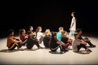 Hungry Sharks © Stefan Hauer