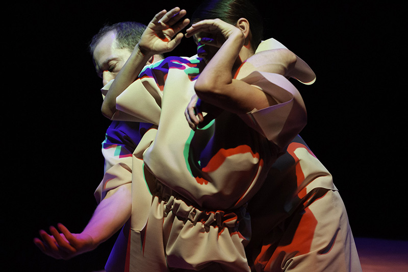 GLITCH, Florencia Demestri & Samuel Lefeuvre © Laetitia Bica